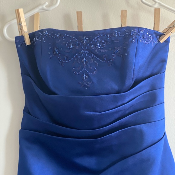 Navy Blue Prom Dress— size 2 - Picture 2 of 4